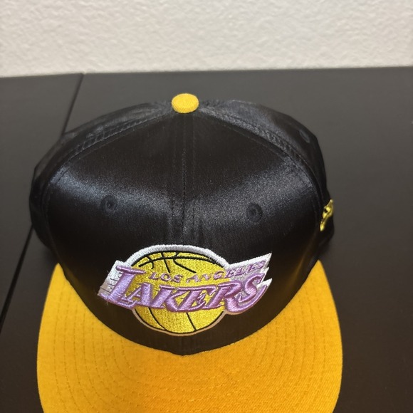 New Era Hardwood Classics Lakers Black and Purple Cap new era snap back - Picture 3 of 16